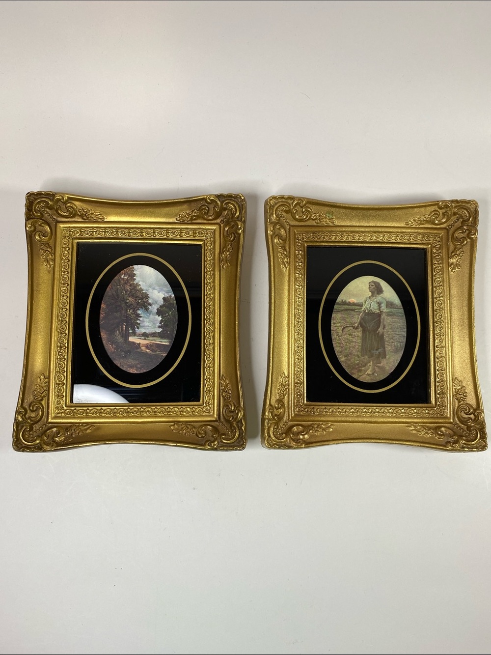 Set of Two Vintage Illinois Moulding Co. Framed Pictures